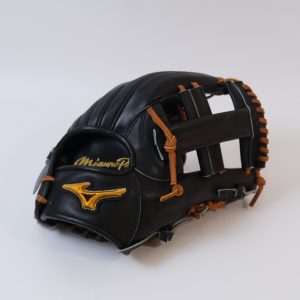 阿男伍叁 Mizuno Pro 內野手套